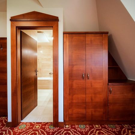 Hotel Fortna Chrudim Zimmer foto