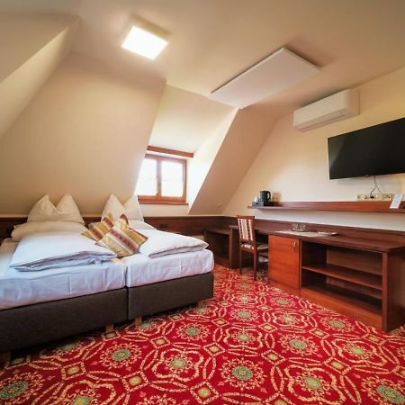 Hotel Fortna Chrudim Zimmer foto